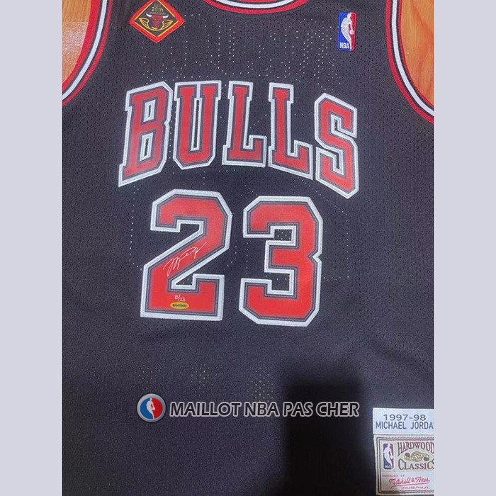 Maillot Chicago Bulls Michael Jordan NO 23 Mitchel & Ness 1997-98 Noir